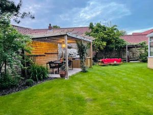 Photo 23- click for photo gallery